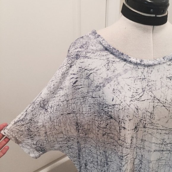 KENAR Boho Purple and White Tunic - Picture 3 of 4